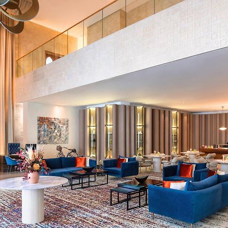 Abesq Doha Hotel And Residences, An Ihg Hotel Exteriér fotografie The lobby of the hotel
