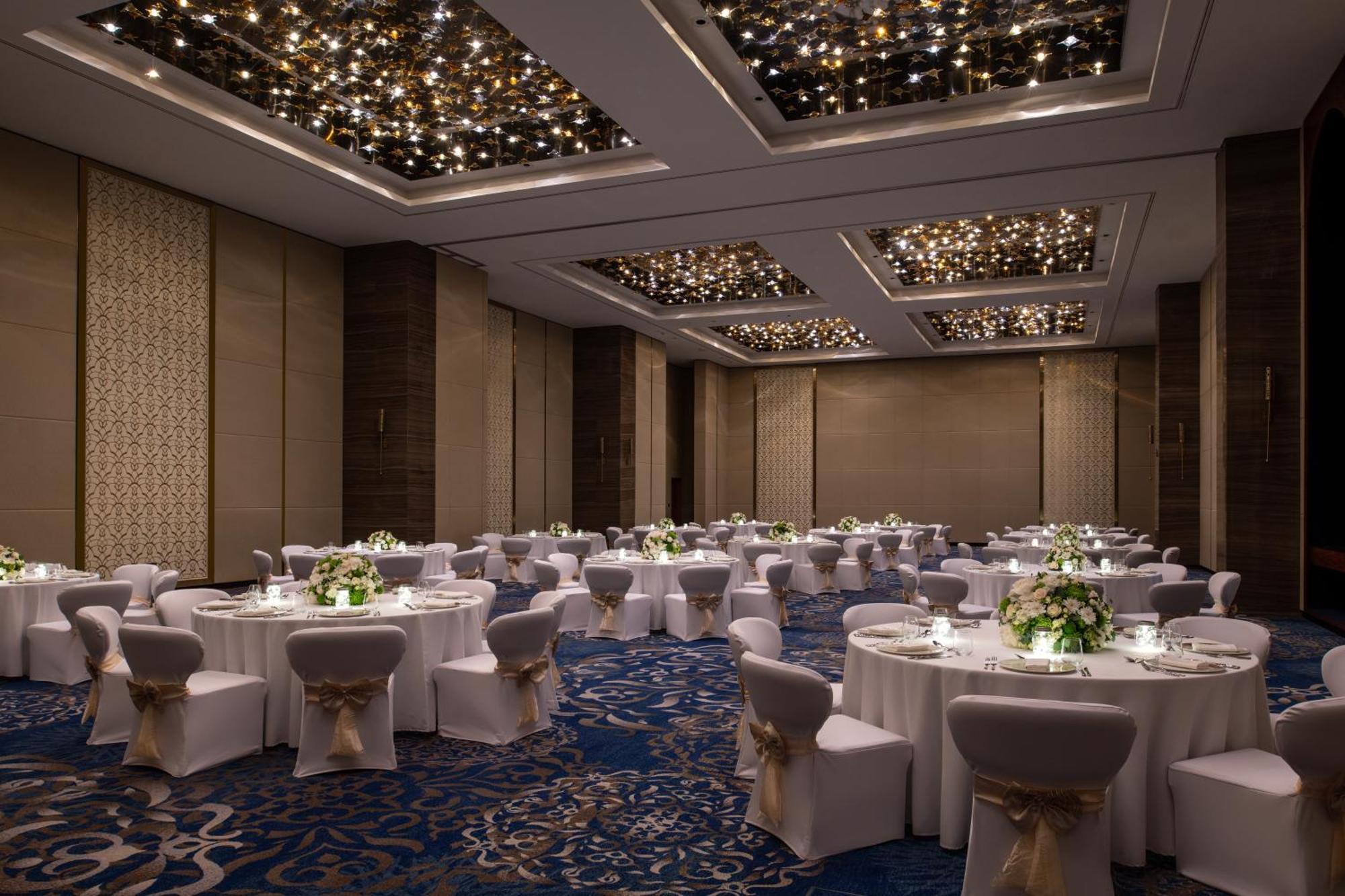 Abesq Doha Hotel And Residences, An Ihg Hotel Exteriér fotografie The ballroom